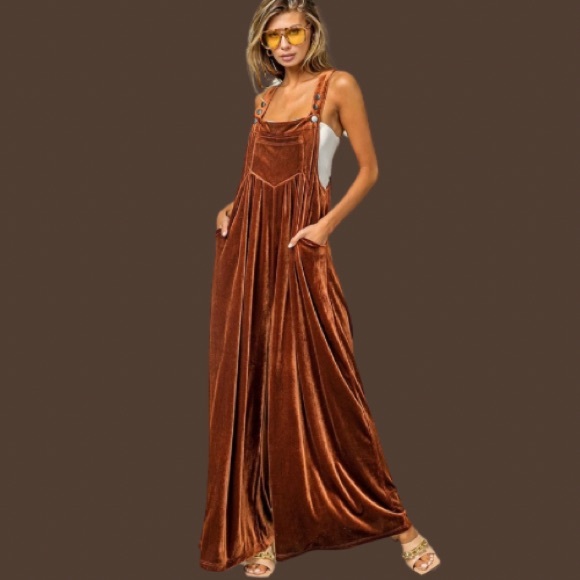 New Wide Leg Velvet Jumpsuit Overalls with Pockets - Picture 2 of 8